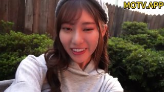 行尸走肉约炮遇到熟人，既尴尬又刺激，兴奋强【完整版89分钟已上传下面简阶】